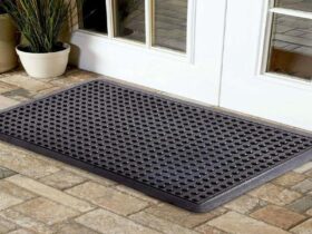 What Factors Should You Consider When Choosing a Rubber Doormat for Your Home